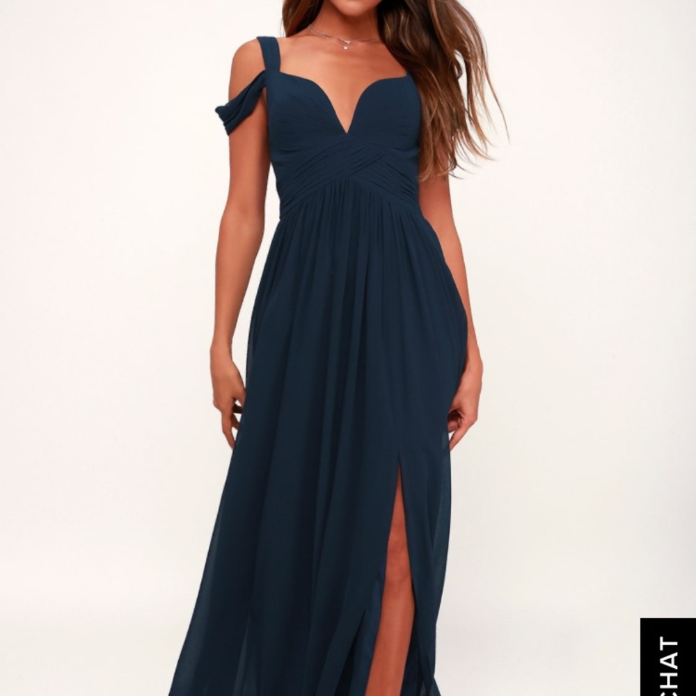 ✨ Lulus navy blue formal/ prom dress ✨